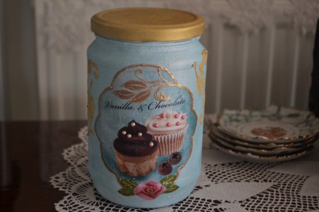 γαλάζιο βαζάκι "cup-cakes με ζαχαρωτά"