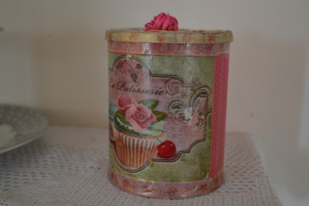 μπισκοτιέρα cup-cake