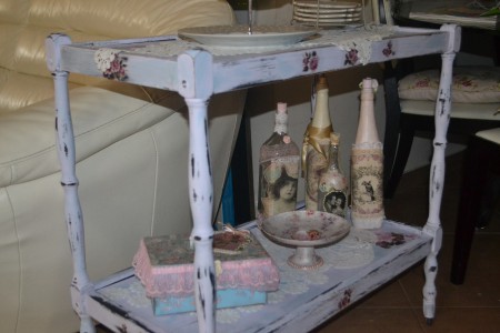 vintage tea-cart!